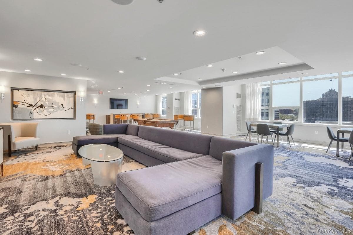 1 Renaissance Square Unit: 10D thumbnail 28
