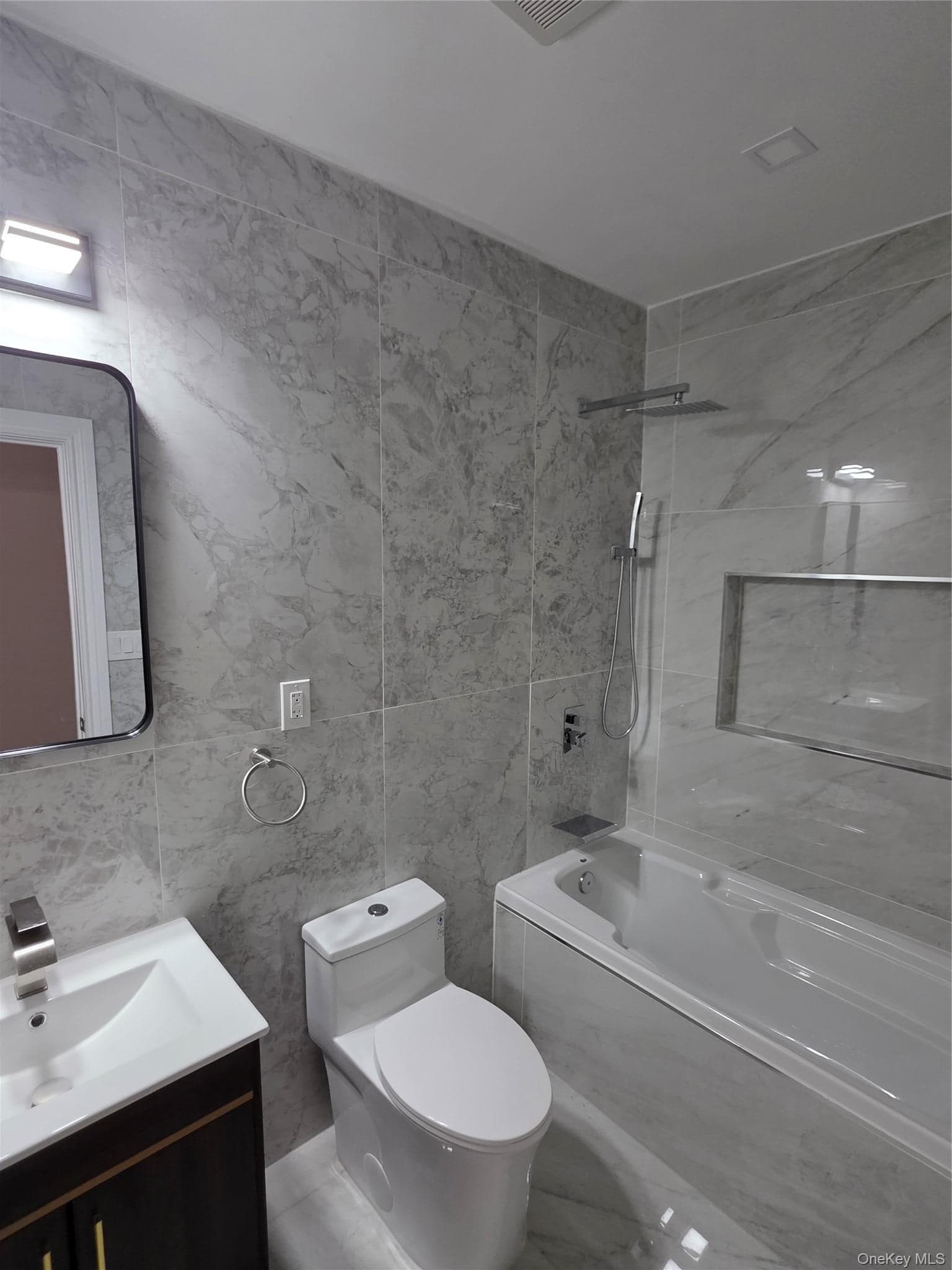 1720 New Haven Avenue thumbnail 17