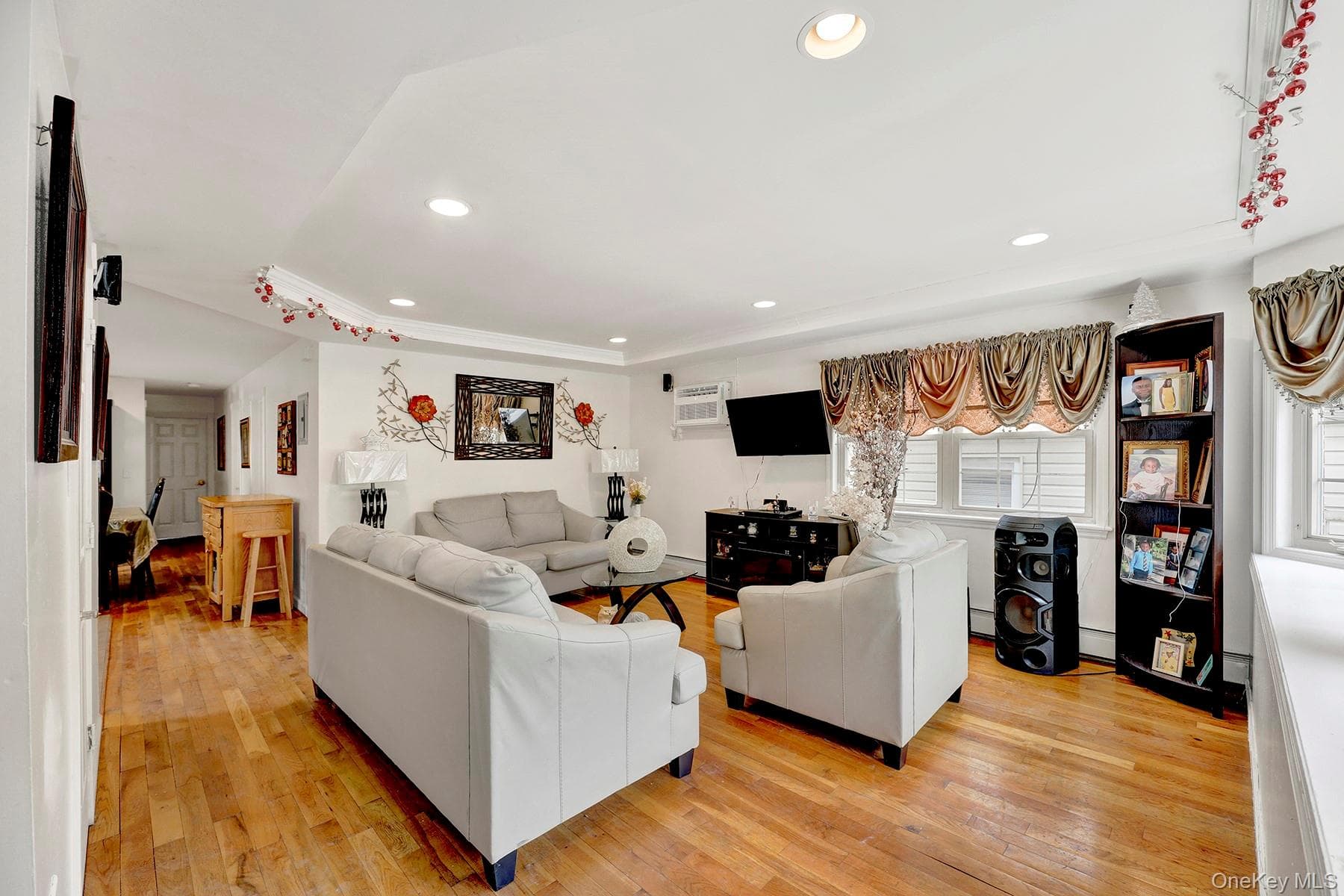 15714 Baisley Boulevard thumbnail 3