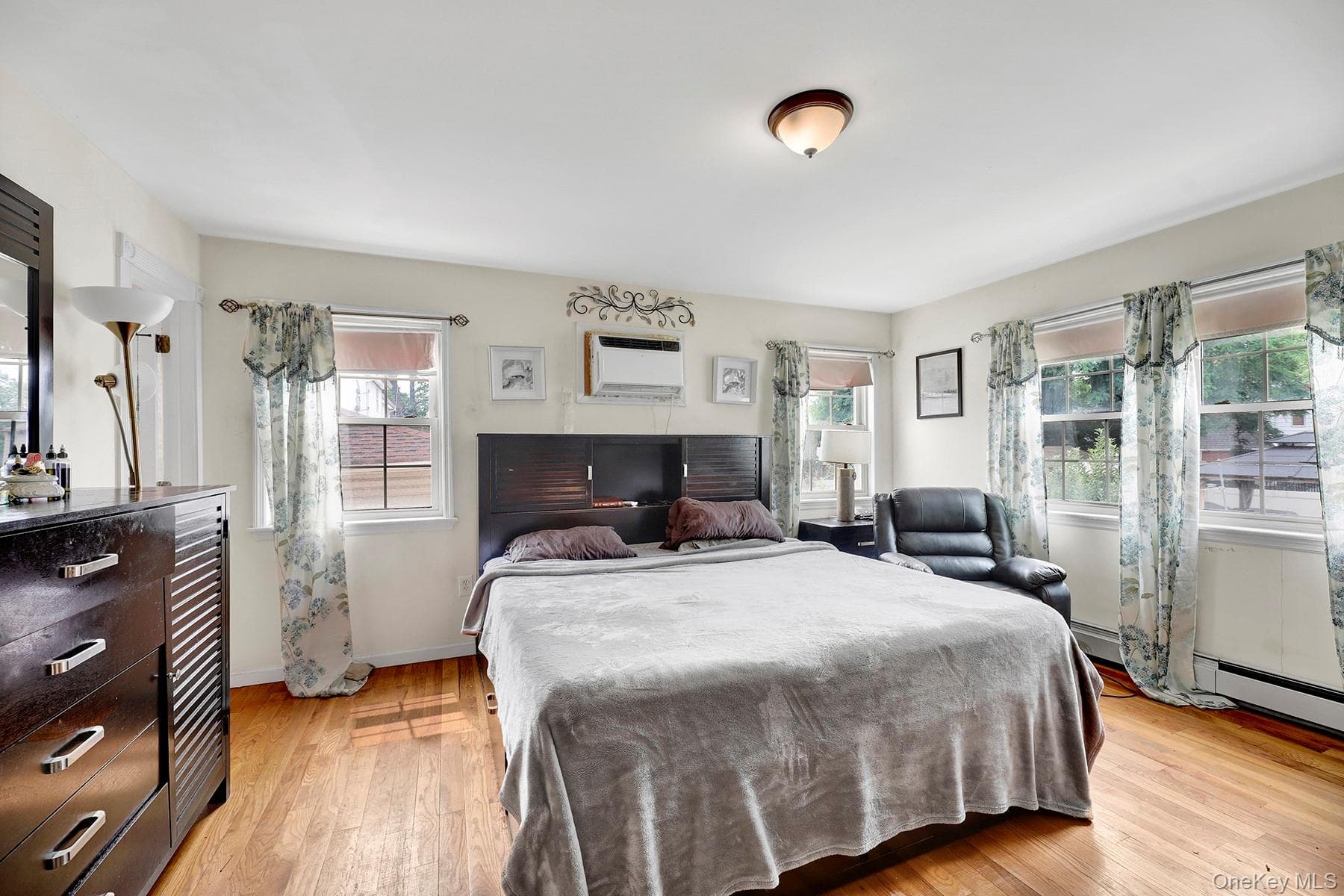 15714 Baisley Boulevard thumbnail 10
