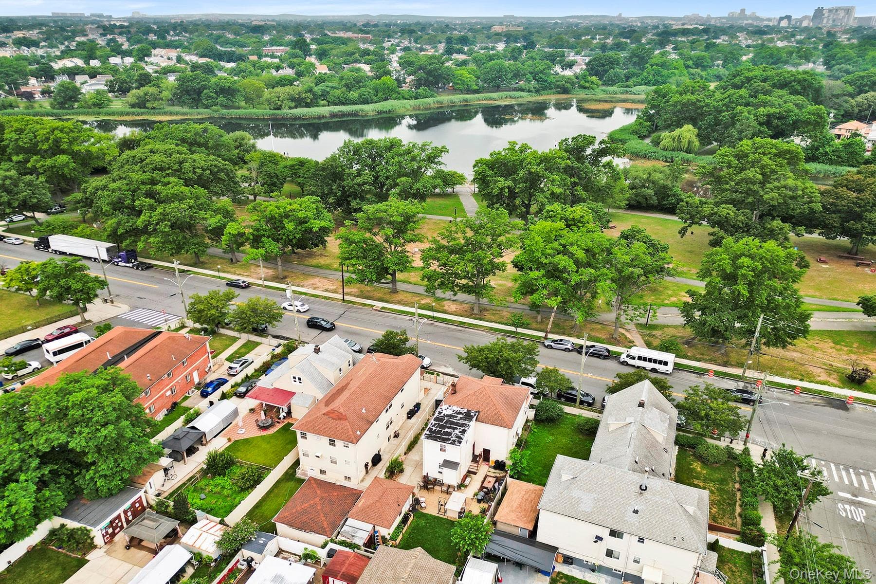 15714 Baisley Boulevard thumbnail 38