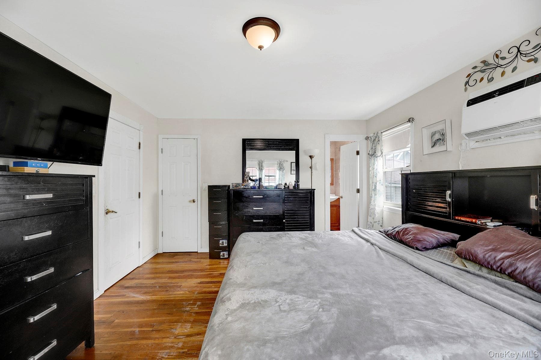15714 Baisley Boulevard thumbnail 11