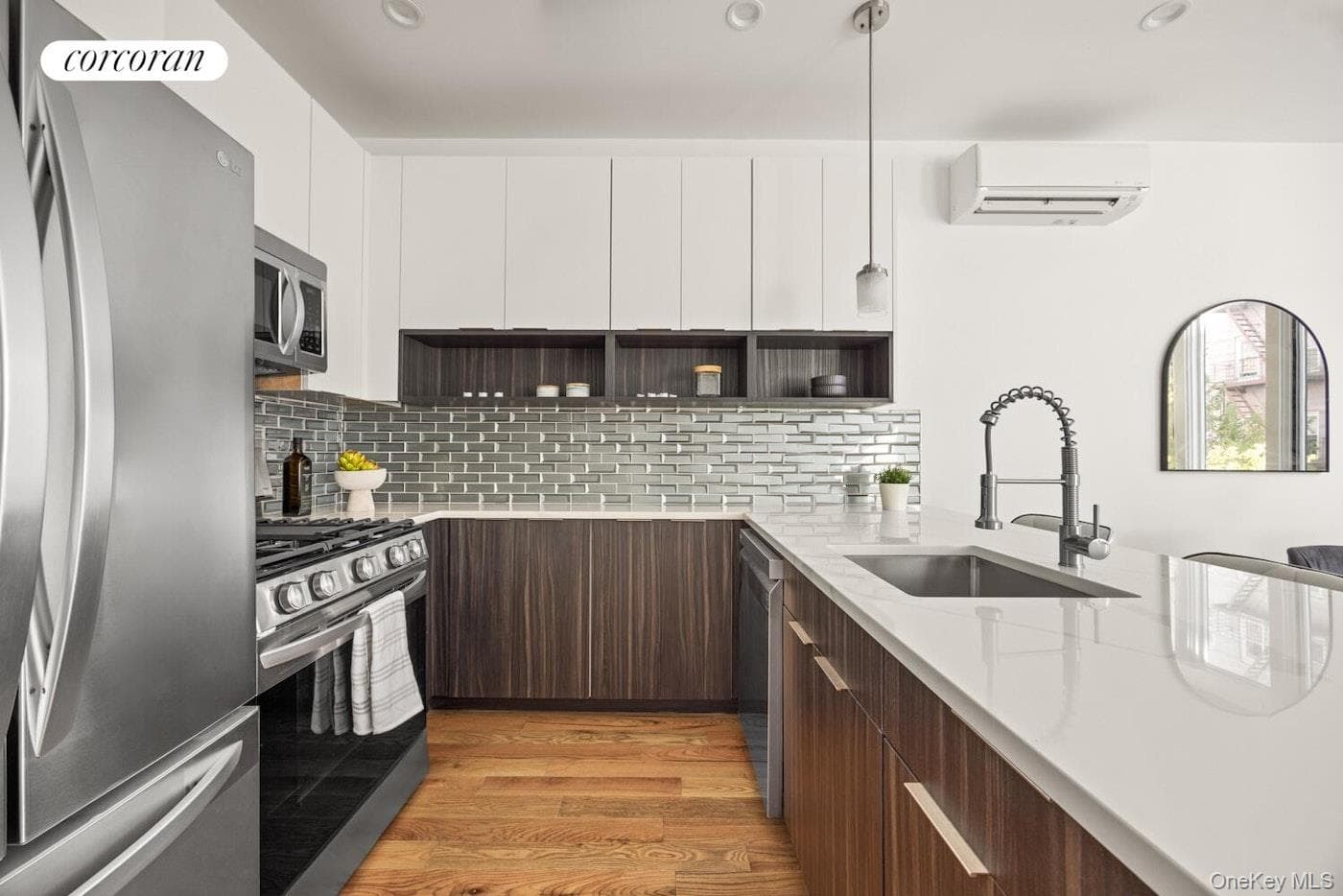 247 Mount Hope Place Unit: 3 thumbnail 2