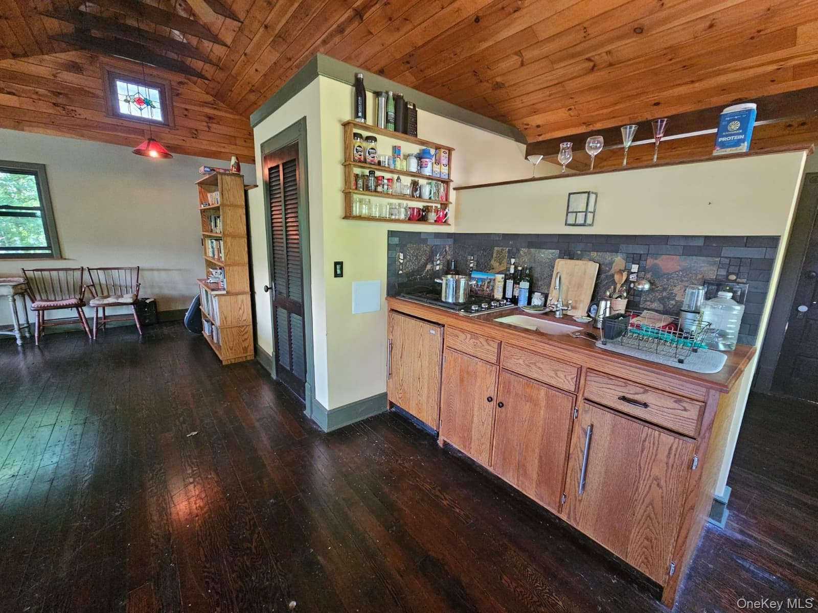211 Brook Trail thumbnail 11