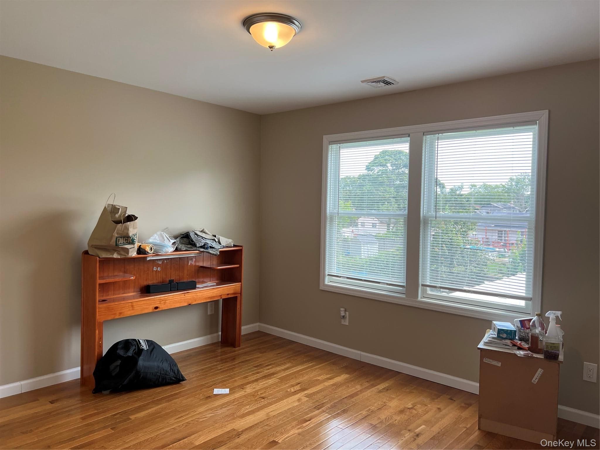 445 Albany Avenue thumbnail 9
