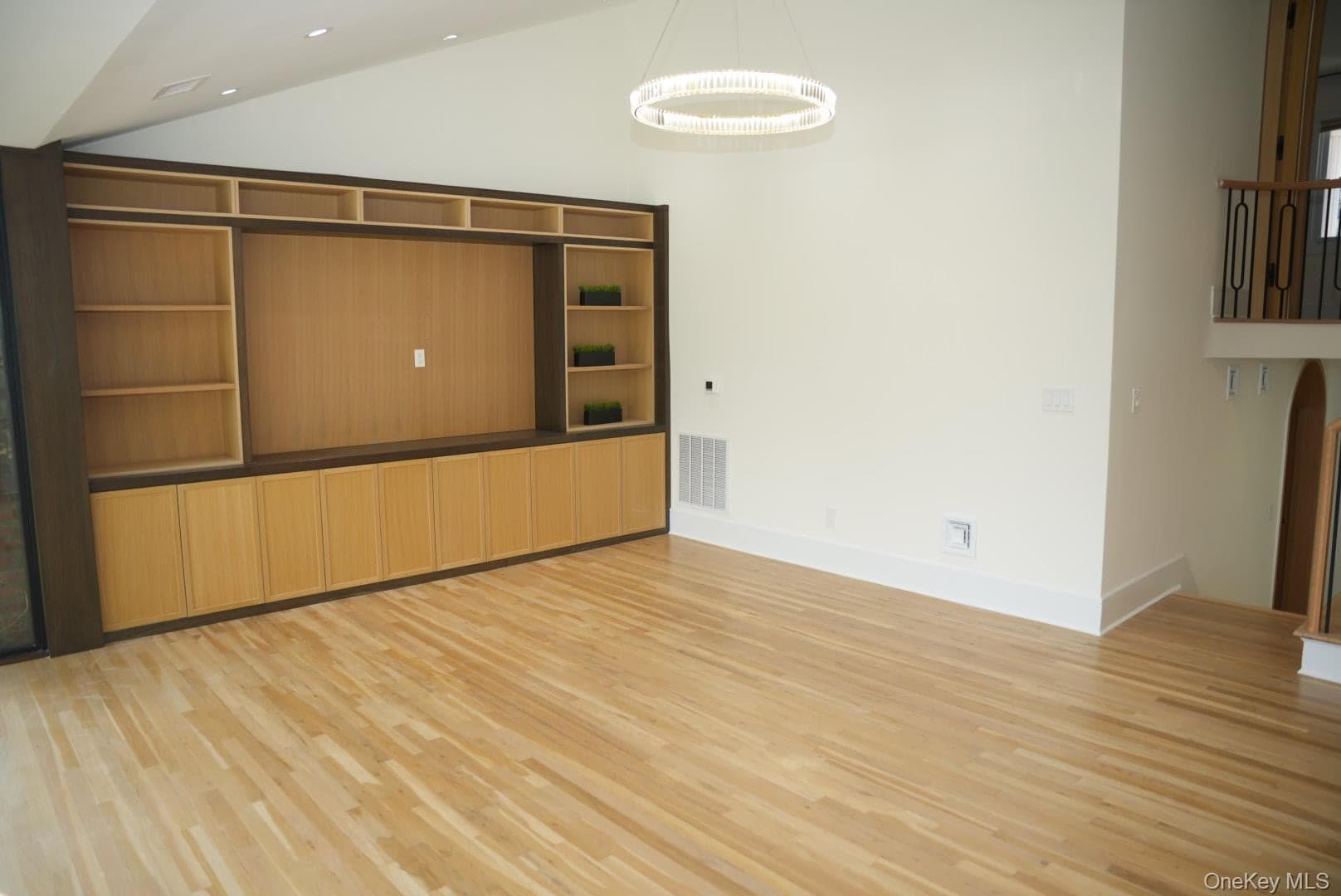 21 Wesleyan Road thumbnail 14