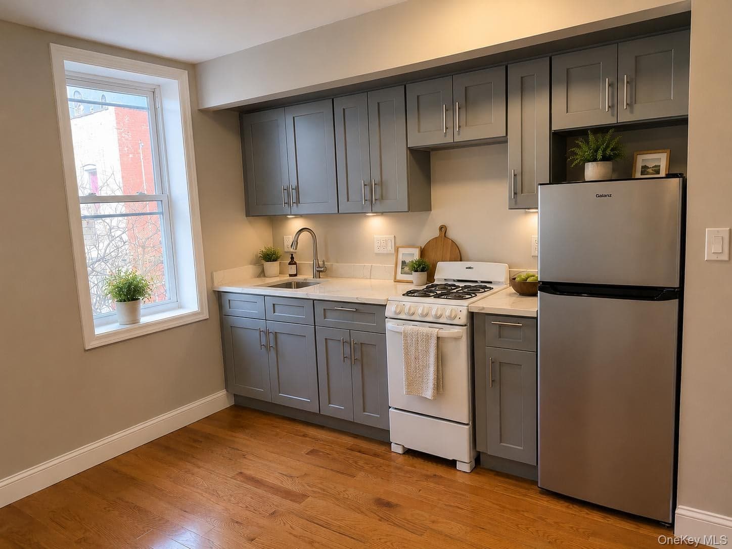 1265 Elder Avenue thumbnail 9