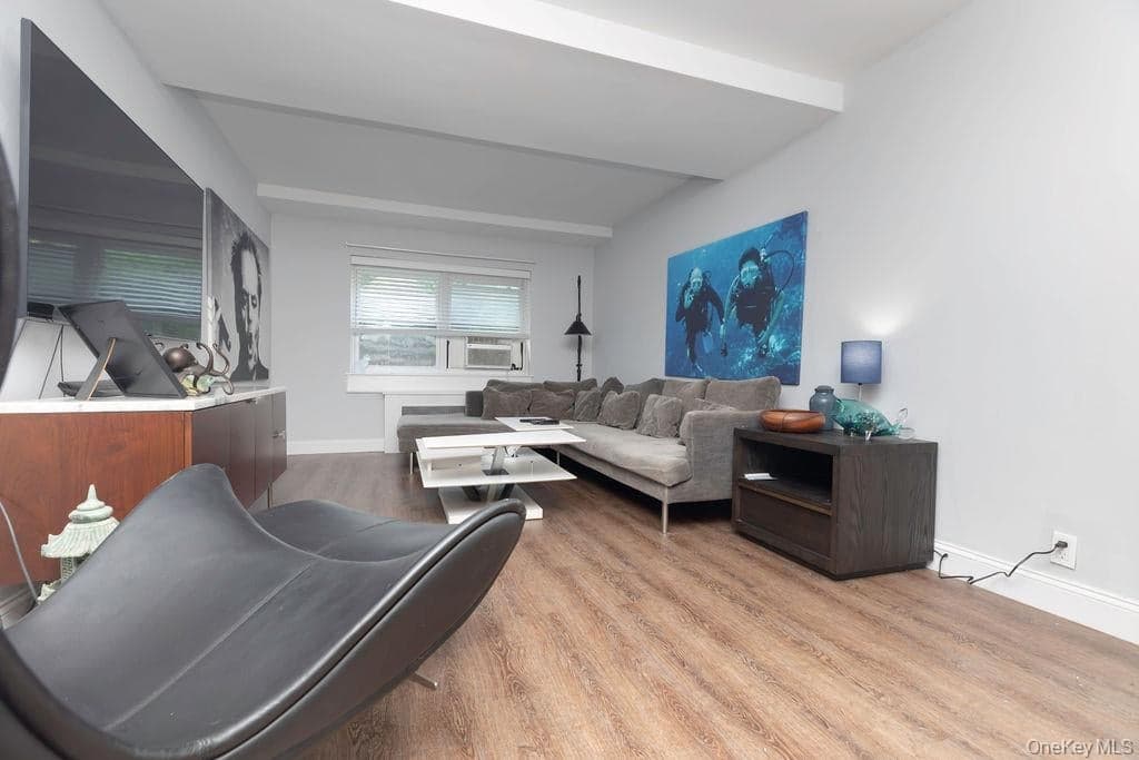 15 Leewood Circle Unit: 1R thumbnail 8