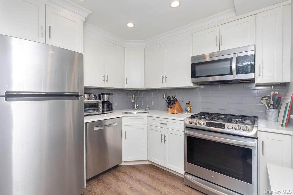 15 Leewood Circle Unit: 1R thumbnail 5