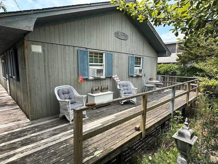 200 Surf, Cherry Grove