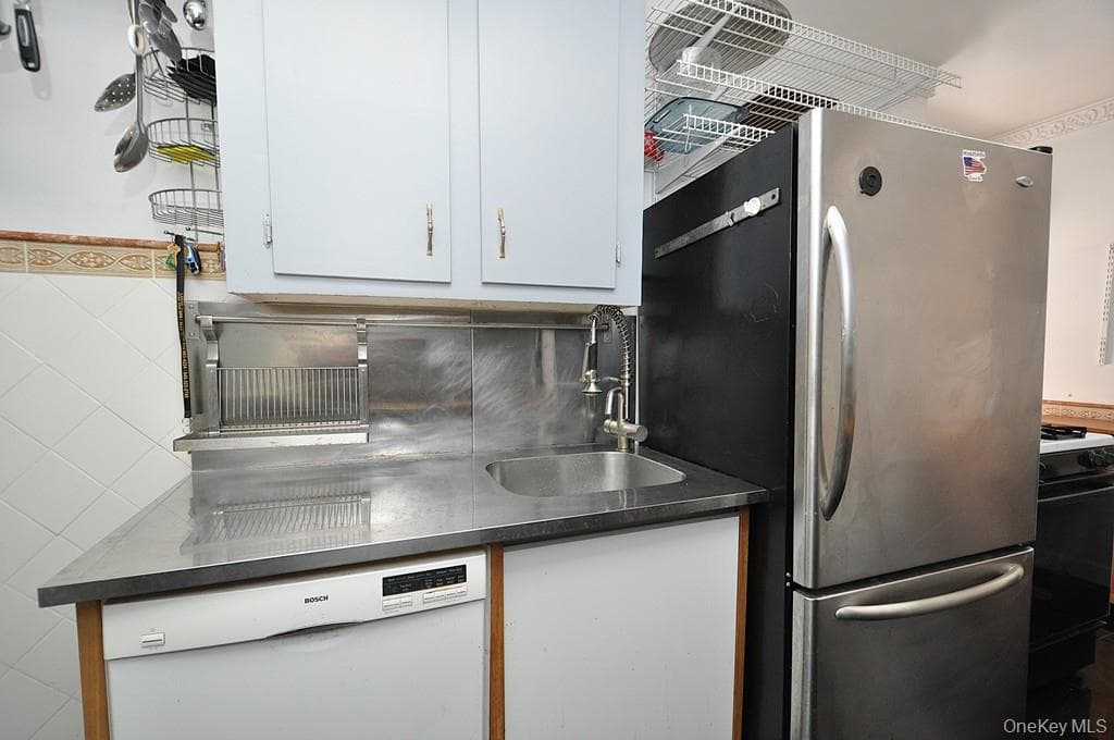 491 Riverdale Avenue Unit: 6D thumbnail 6