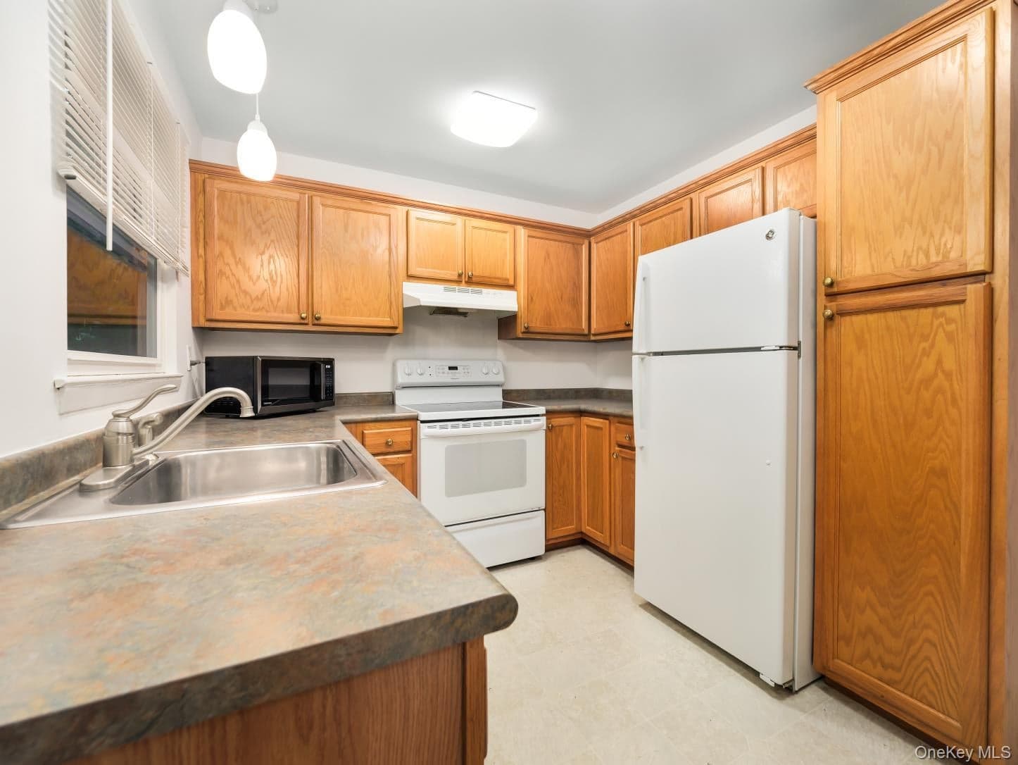 337 Sierra Vista Lane thumbnail 9