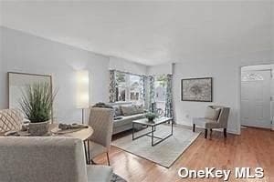 1472 Blake Avenue thumbnail 5