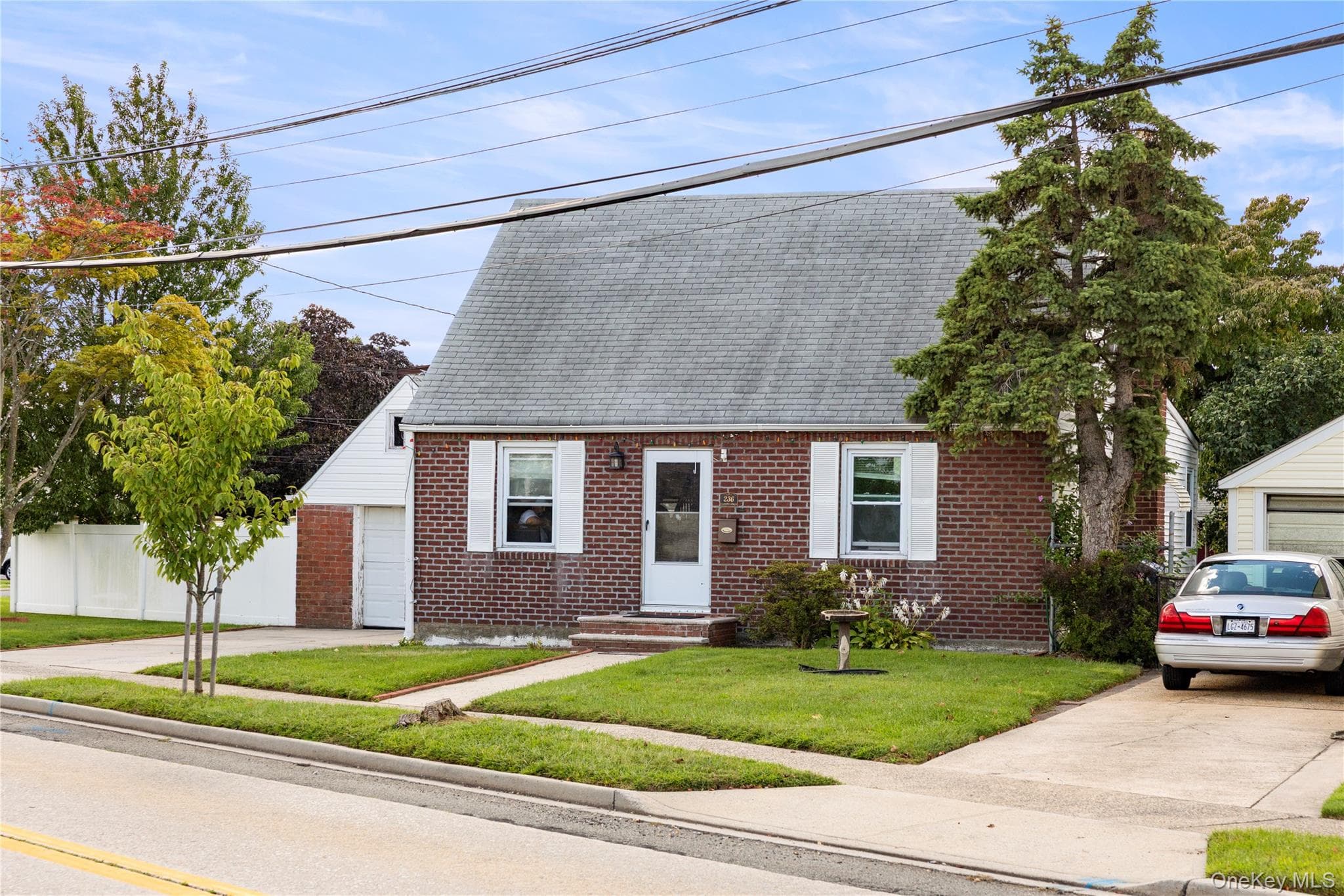236 Dogwood Avenue thumbnail 3