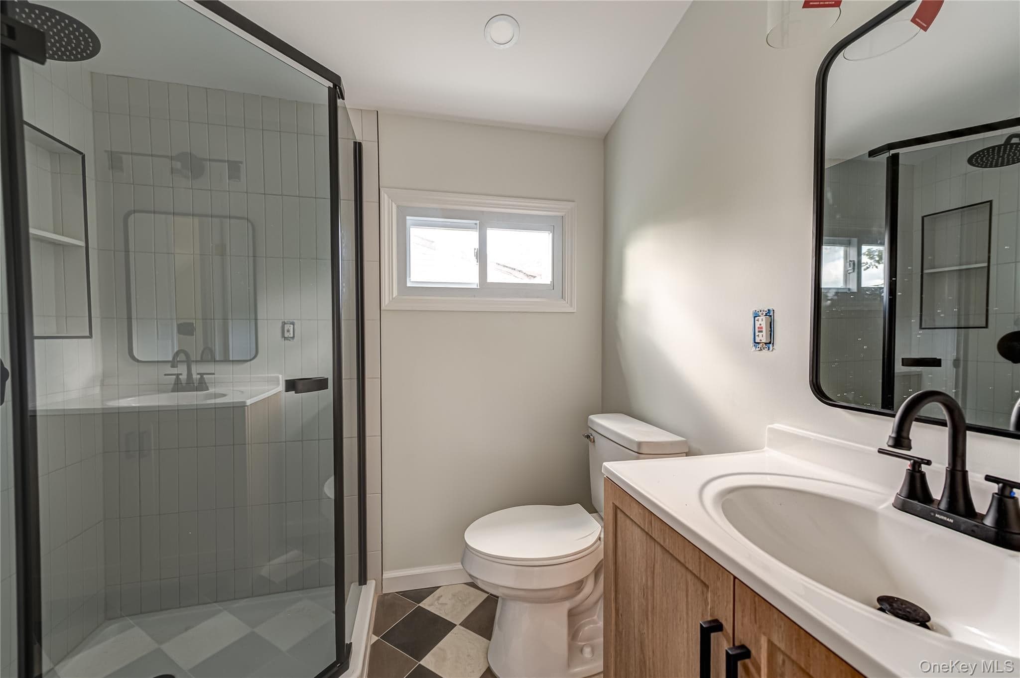 2528 Marshall Avenue thumbnail 11