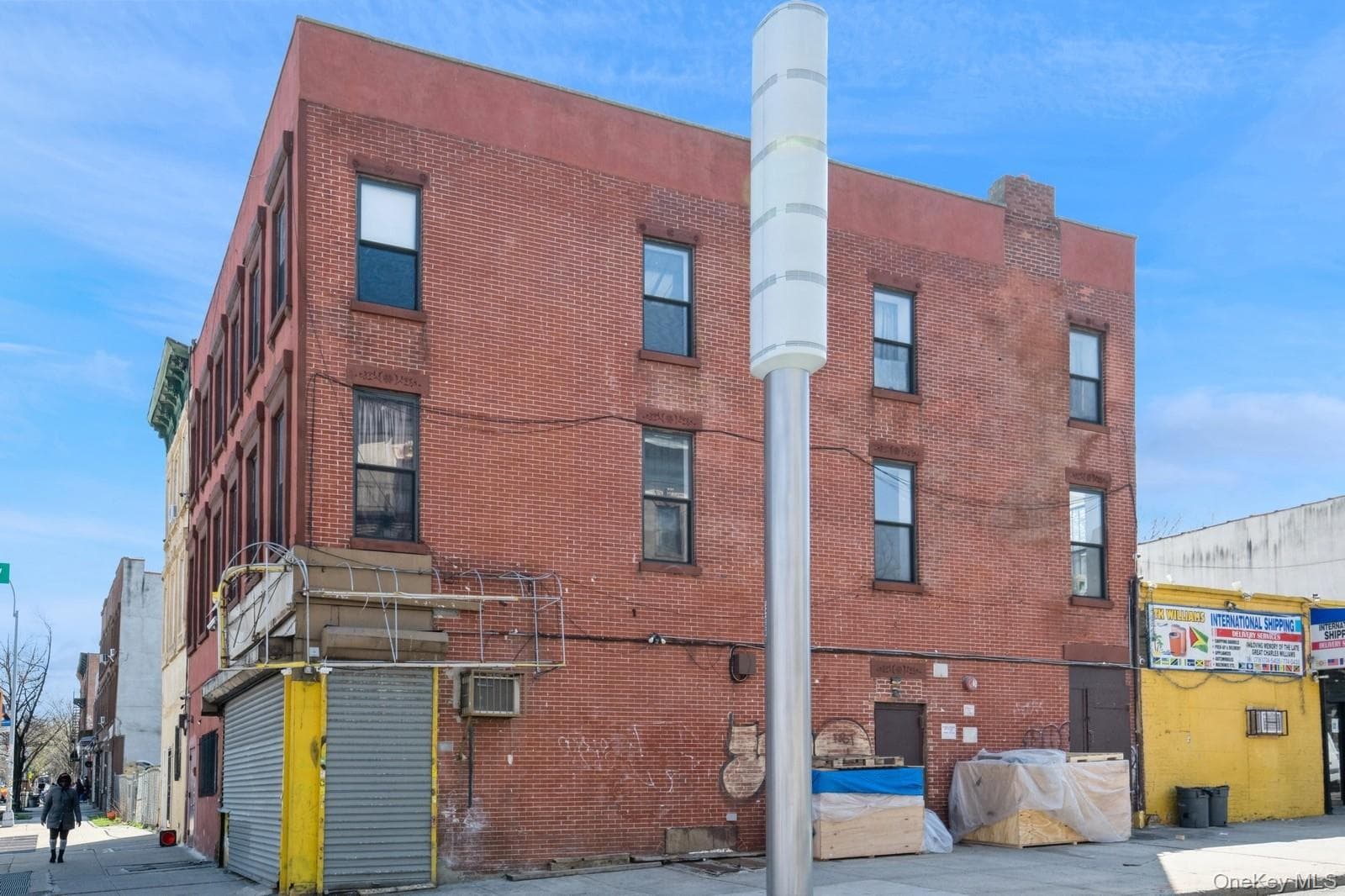 275 Howard Avenue Ave thumbnail 9