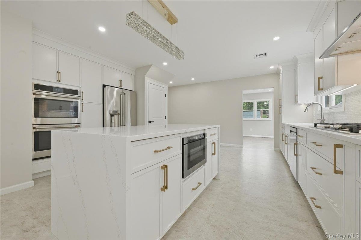 616 Harless Place thumbnail 9