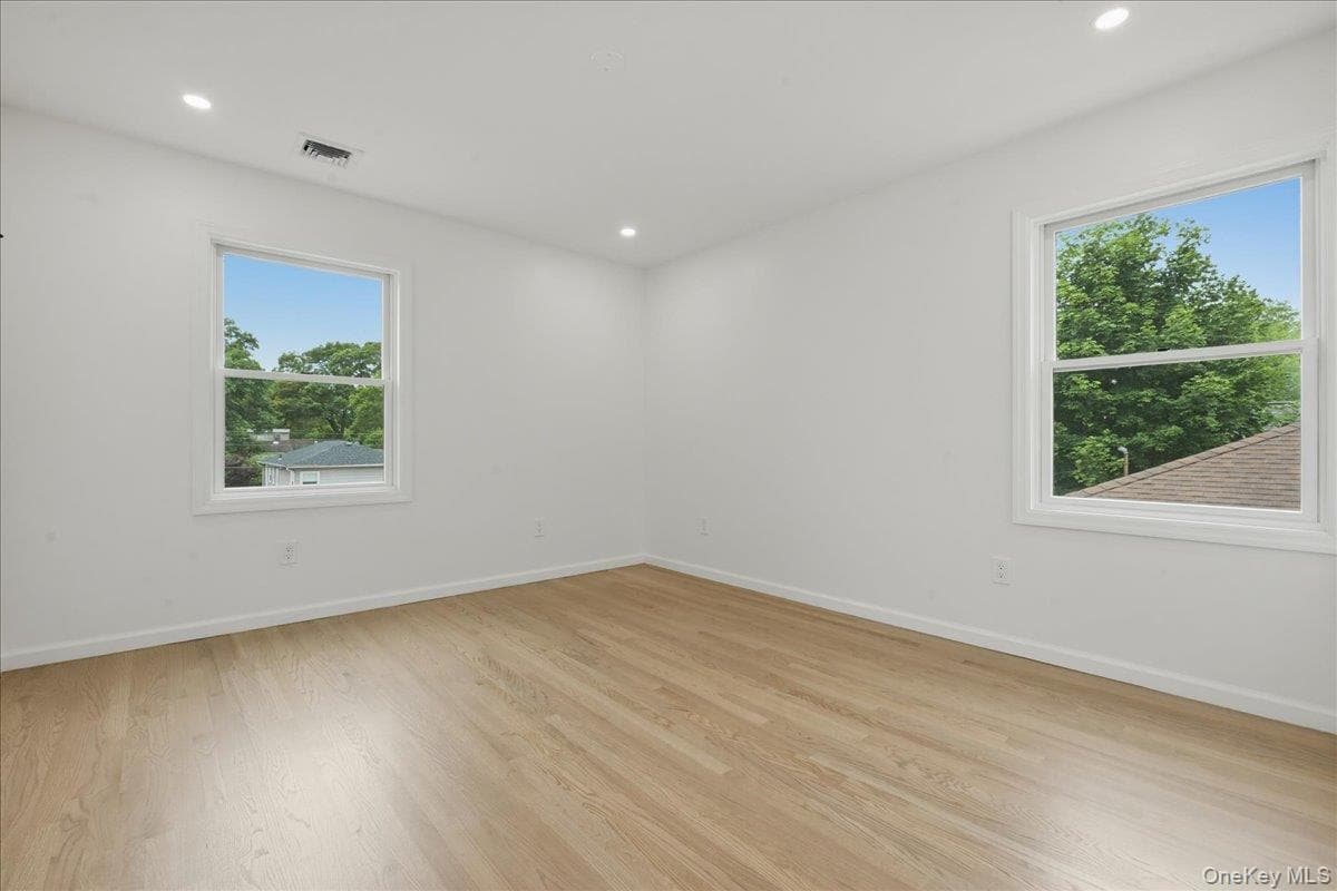 616 Harless Place thumbnail 22