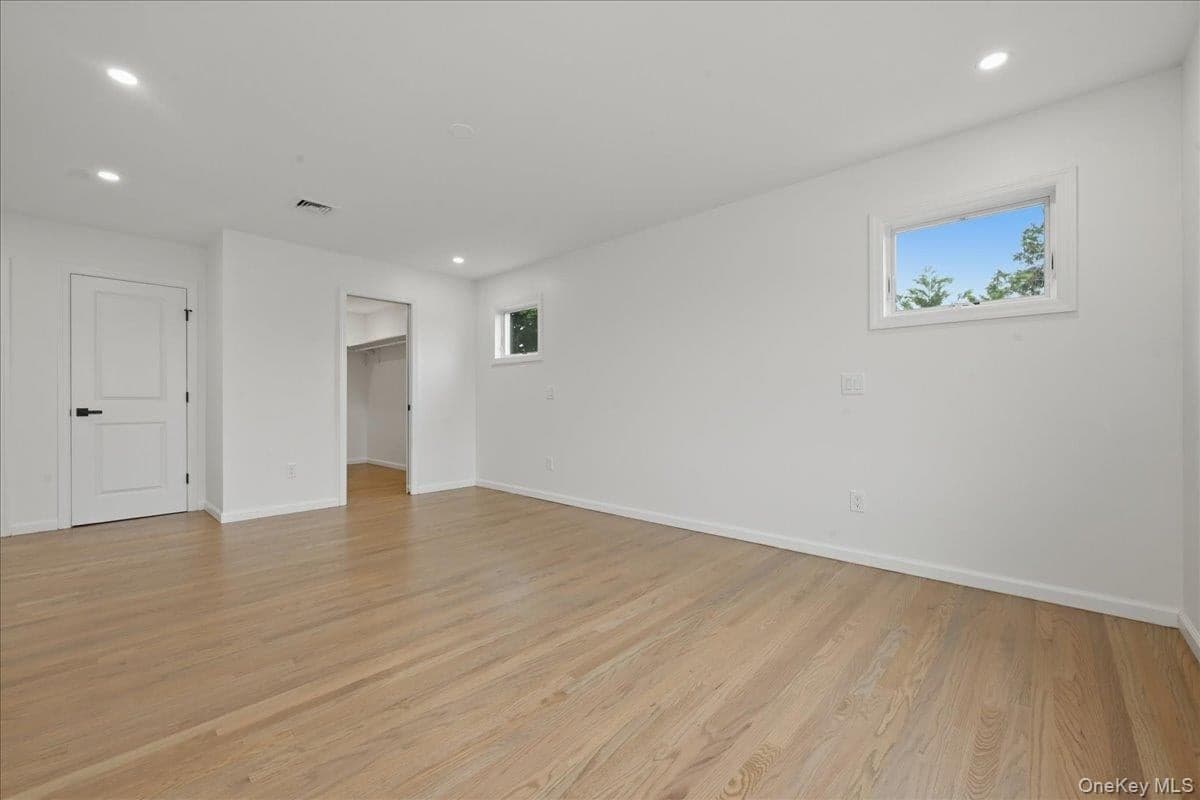 616 Harless Place thumbnail 19