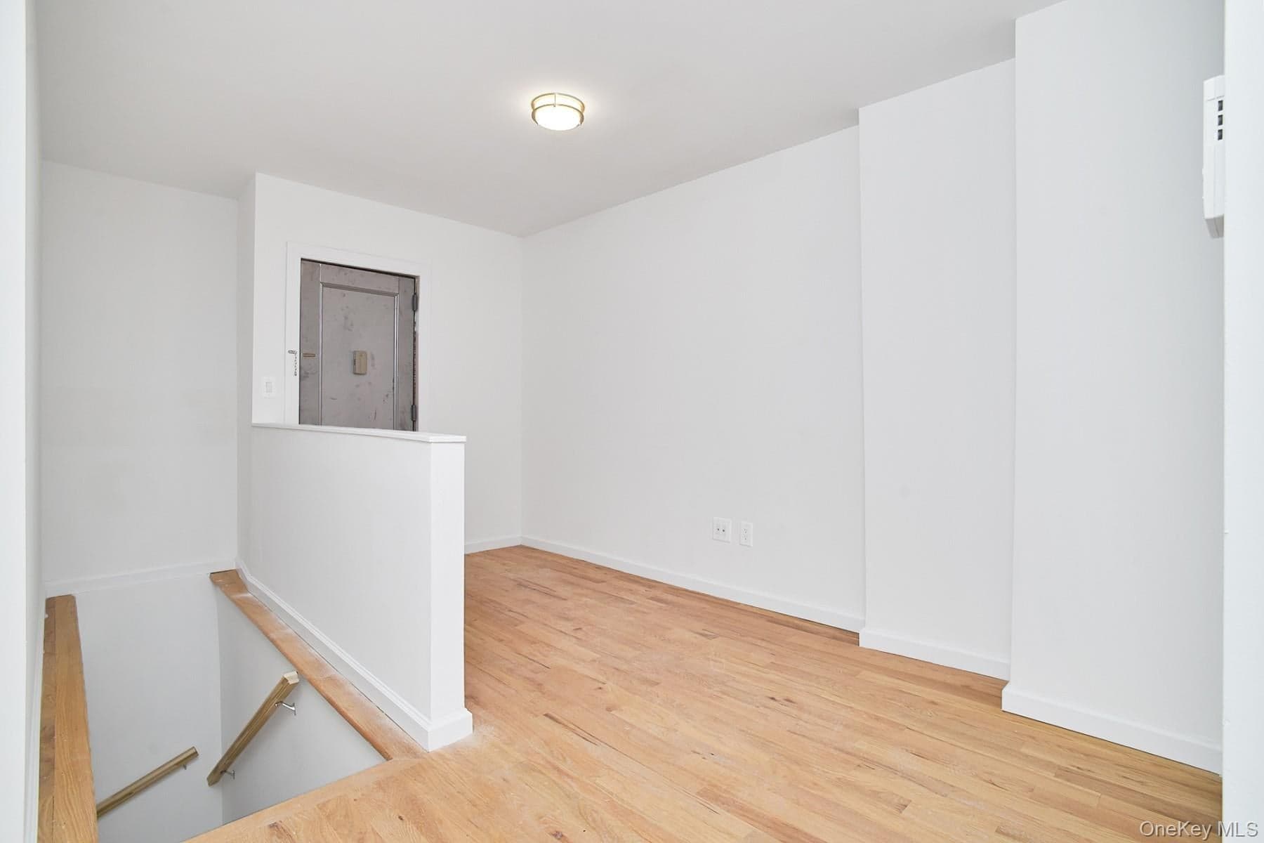 1069 Grant Avenue thumbnail 26