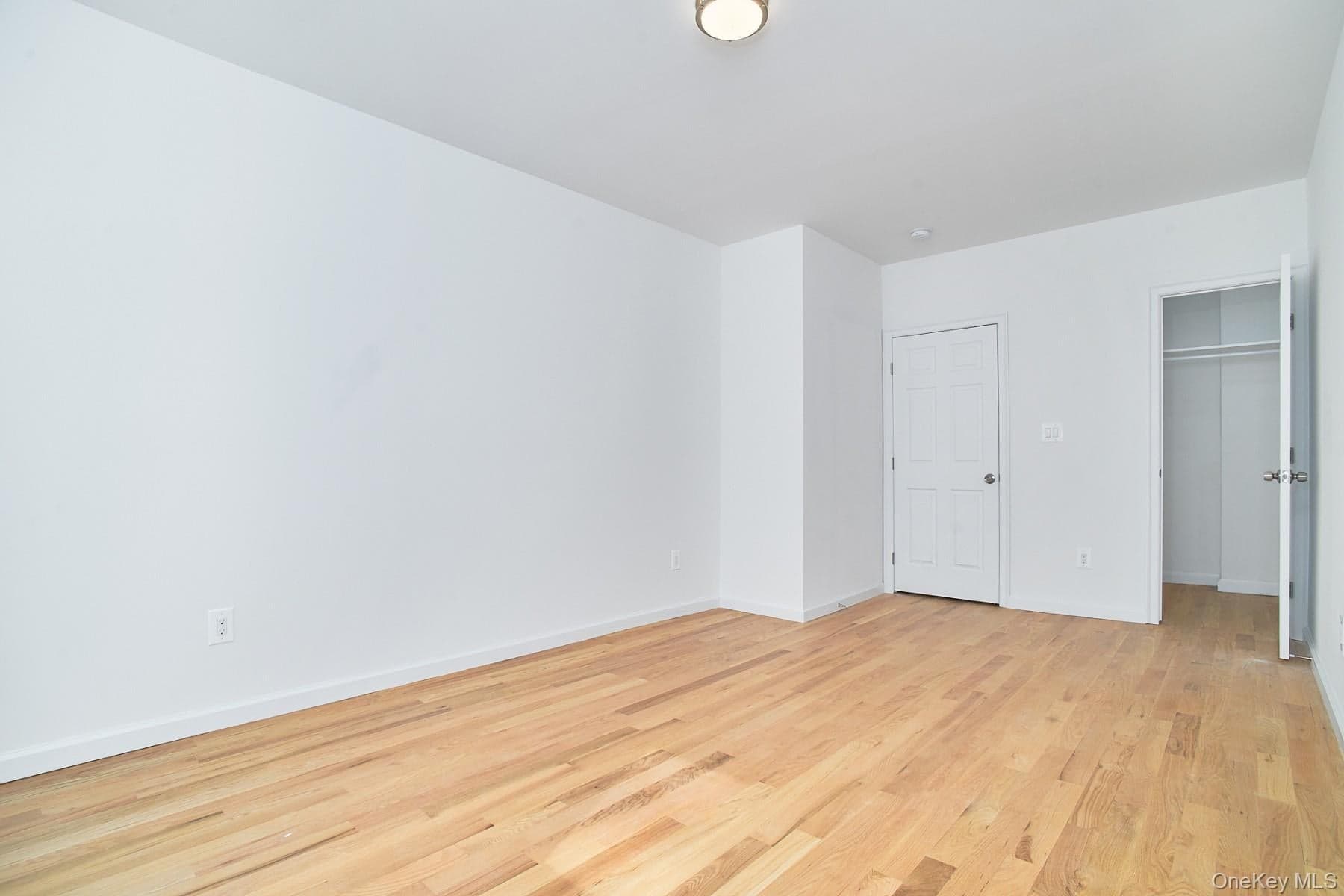 1069 Grant Avenue thumbnail 8