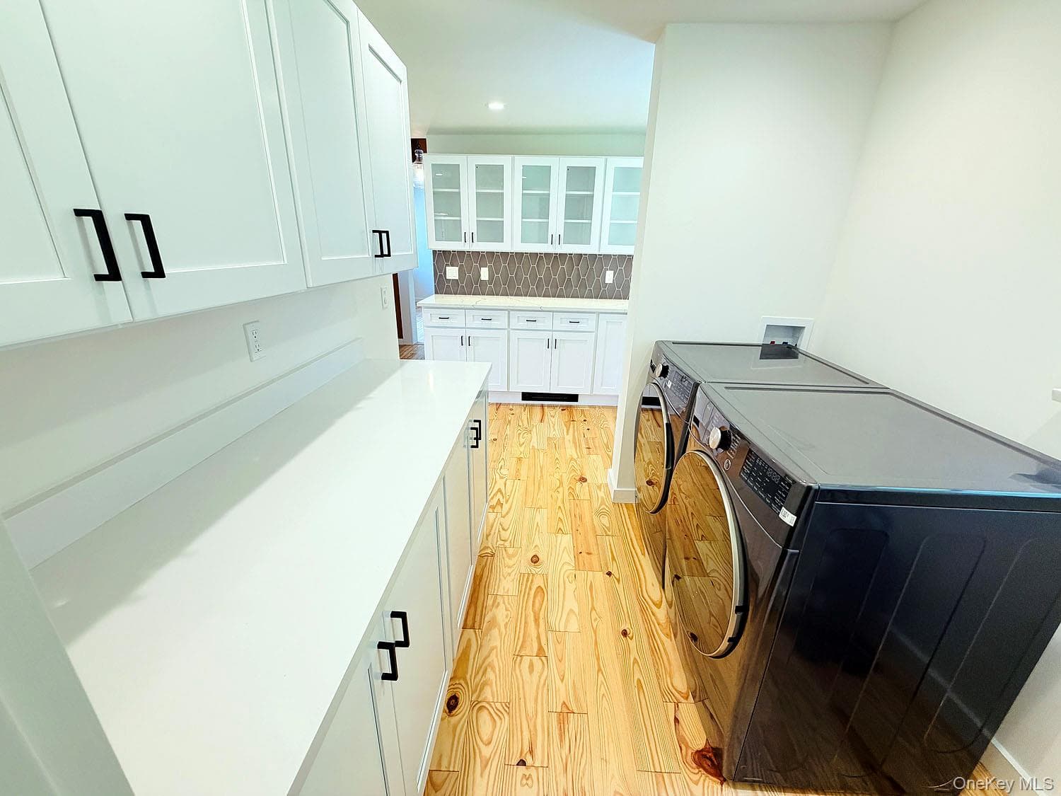 180 Henderson Road thumbnail 14