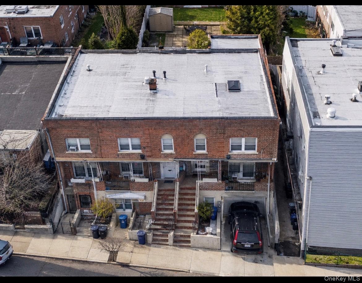 3231 58th Street photo 1