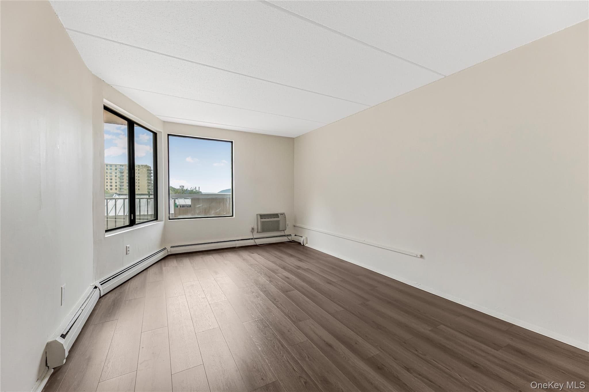 1155 Warburton Avenue Unit: 2S thumbnail 14