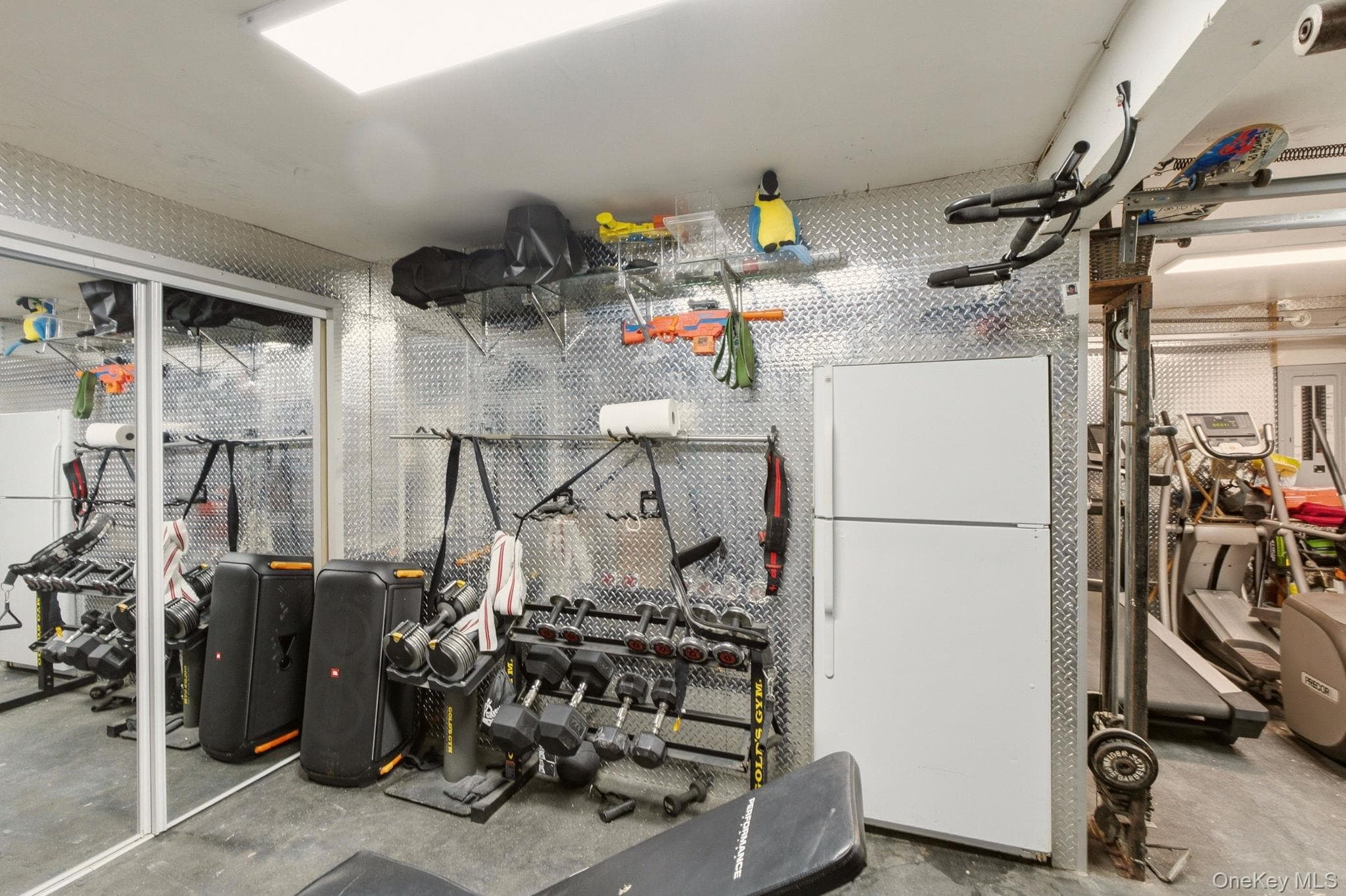 2962 Hewlett Avenue thumbnail 37