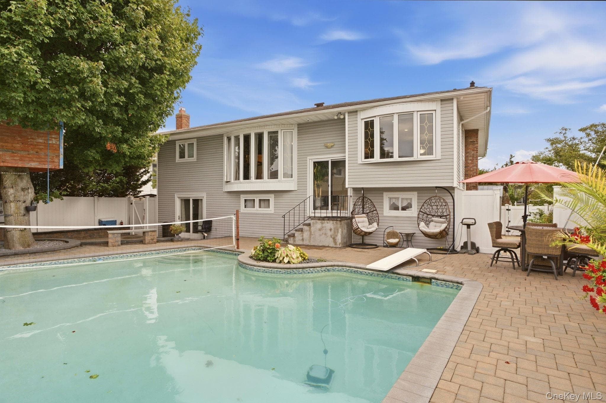 2962 Hewlett Avenue thumbnail 42