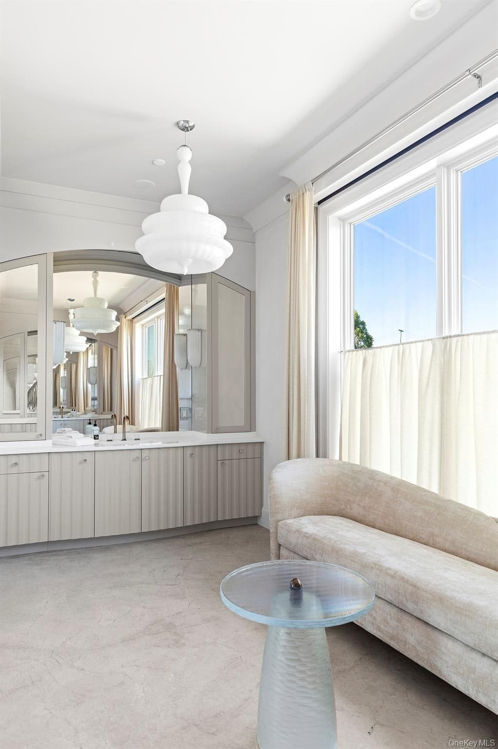 34 Westbridge Road thumbnail 20