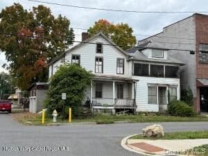 61 Pine Grove Avenue thumbnail 5