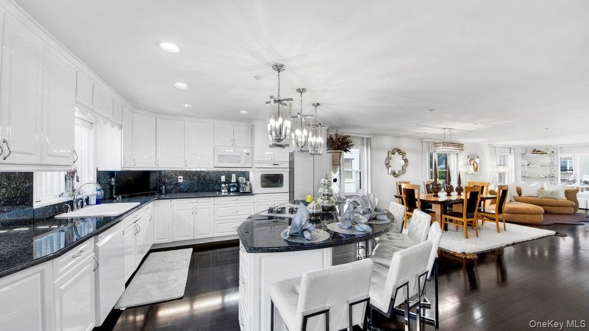 27 Woodside Avenue Unit: A thumbnail 7