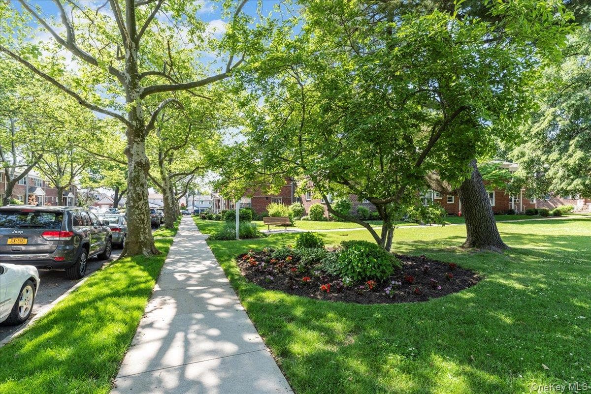 197-09 Dunton Avenue Unit: 1A thumbnail 2