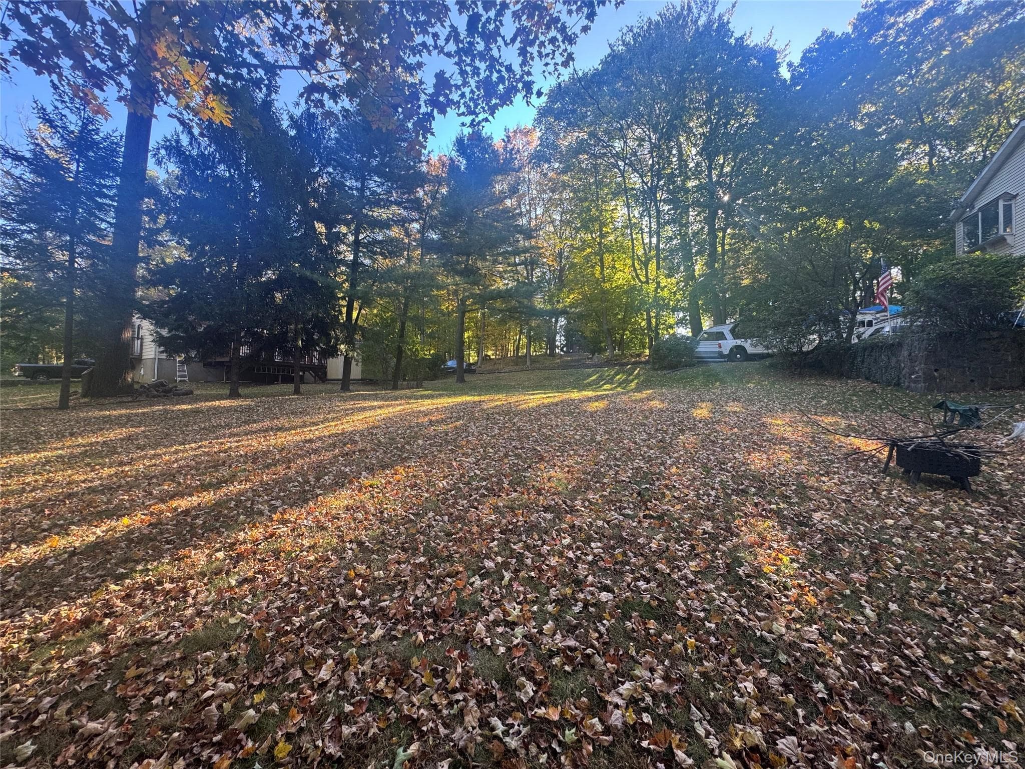 Laurel Hill Road thumbnail 2