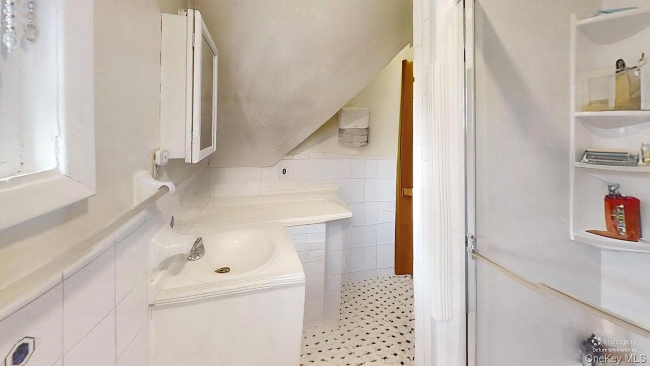 38 N 10th Avenue thumbnail 5