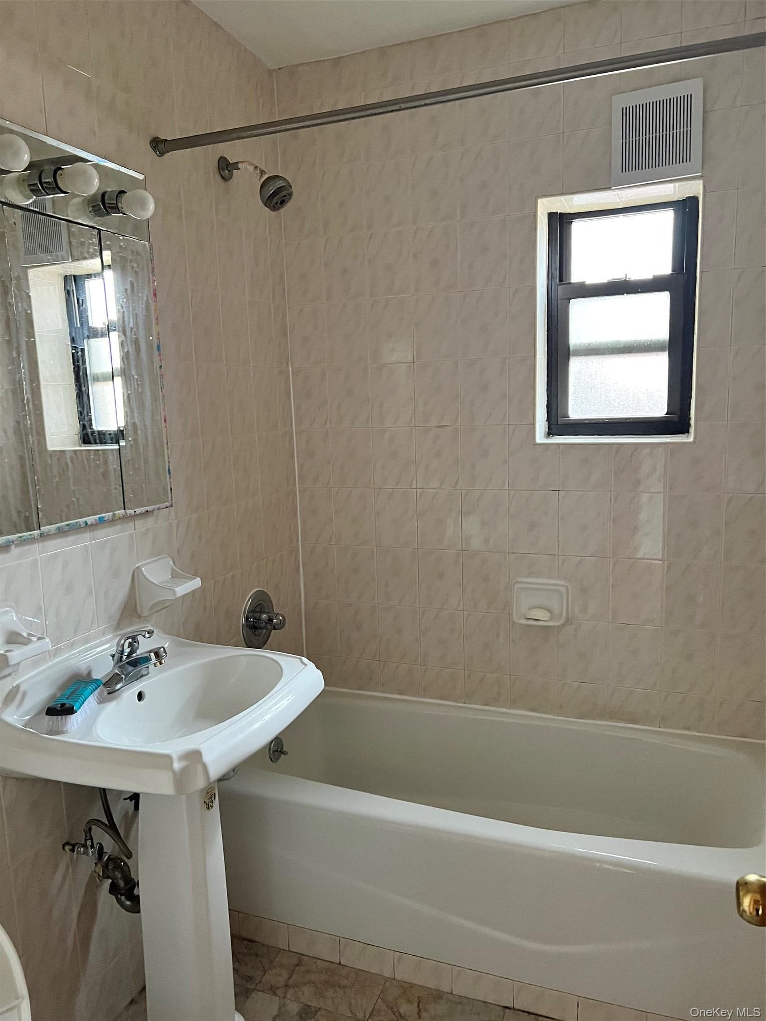 44-21 Macnish Street Unit: 6D thumbnail 4