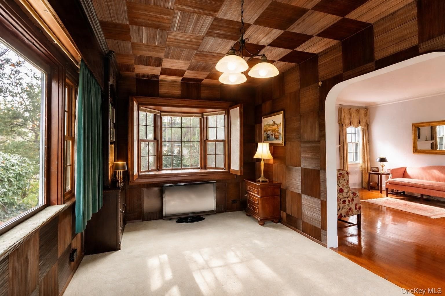 130 E Cedar Street thumbnail 15