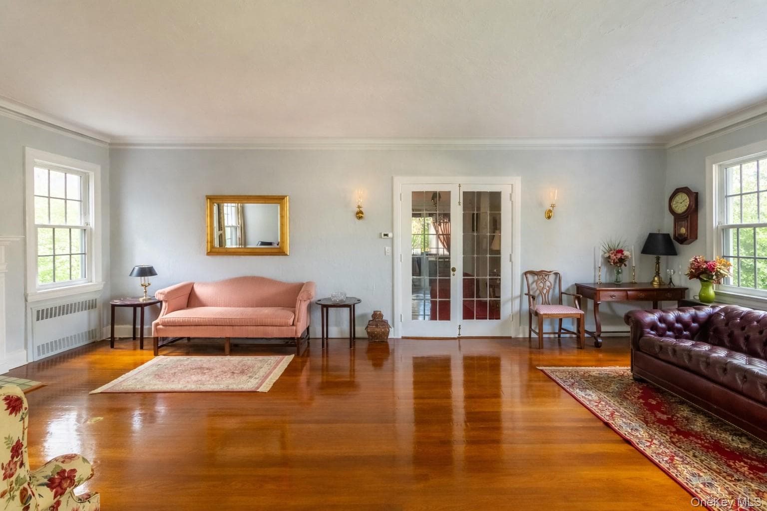 130 E Cedar Street thumbnail 9