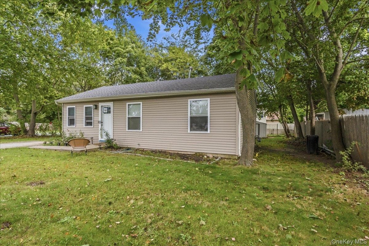 761 Provost Avenue thumbnail 2