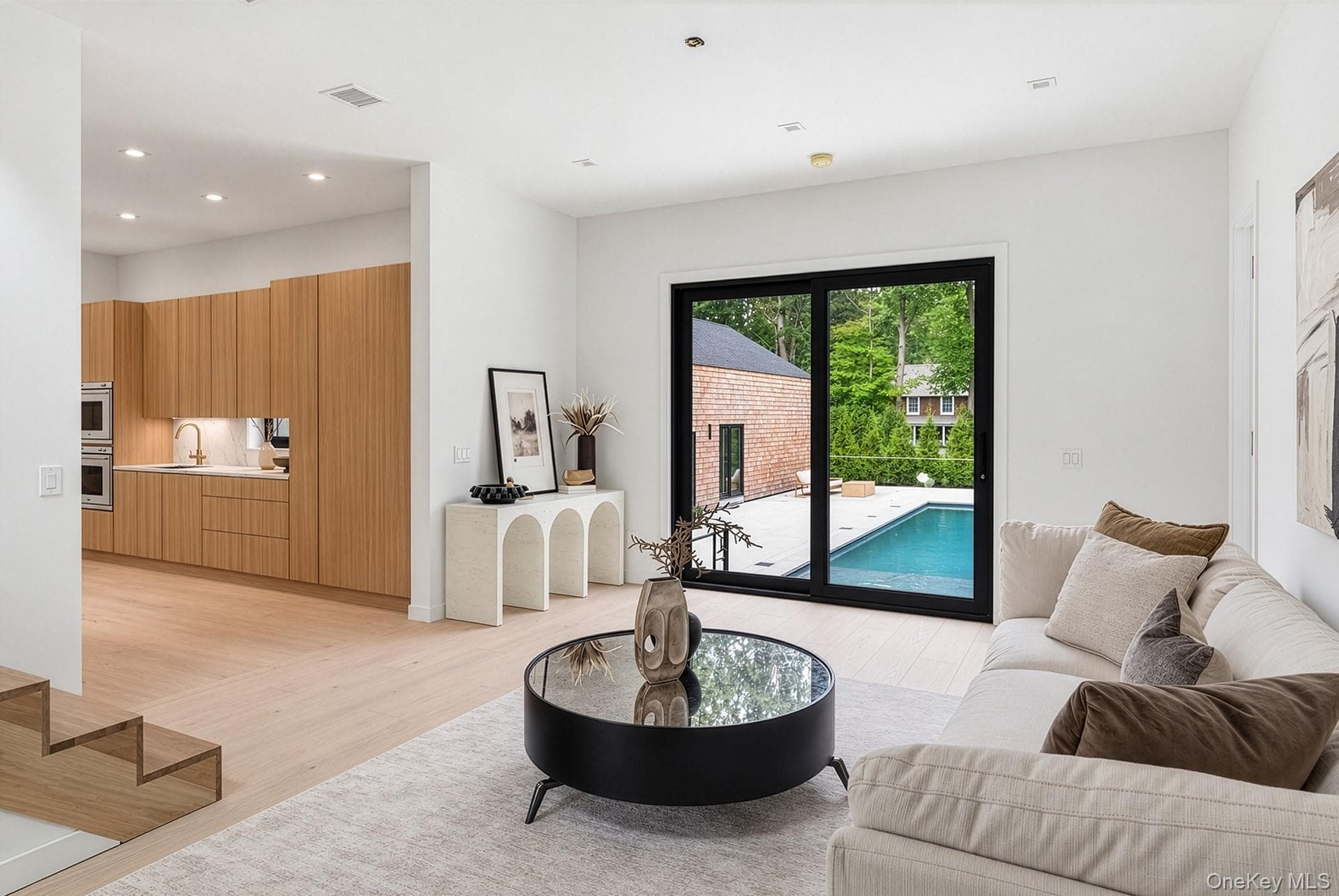 4 Linden Lane thumbnail 15
