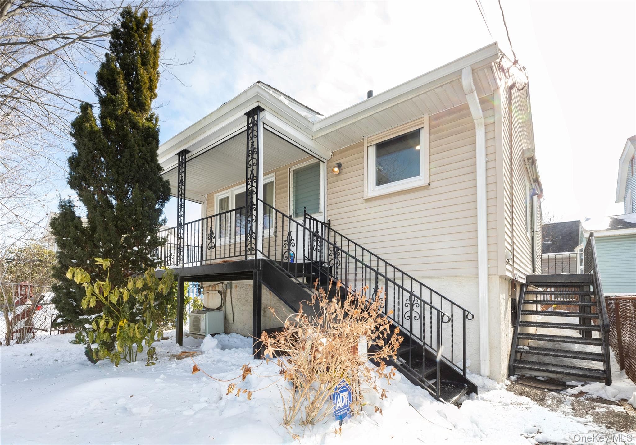 178 Beach Street photo 1