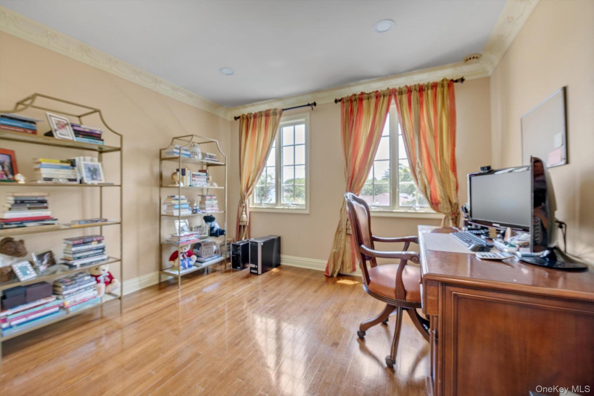 760 Hillcrest Place thumbnail 18