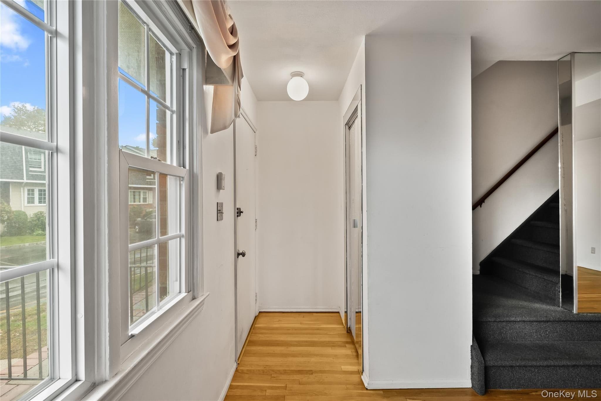 44 Gladys Drive thumbnail 5