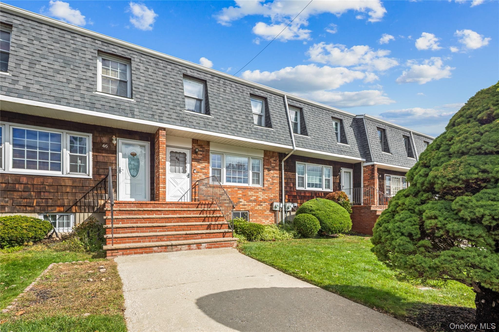44 Gladys Drive thumbnail 4
