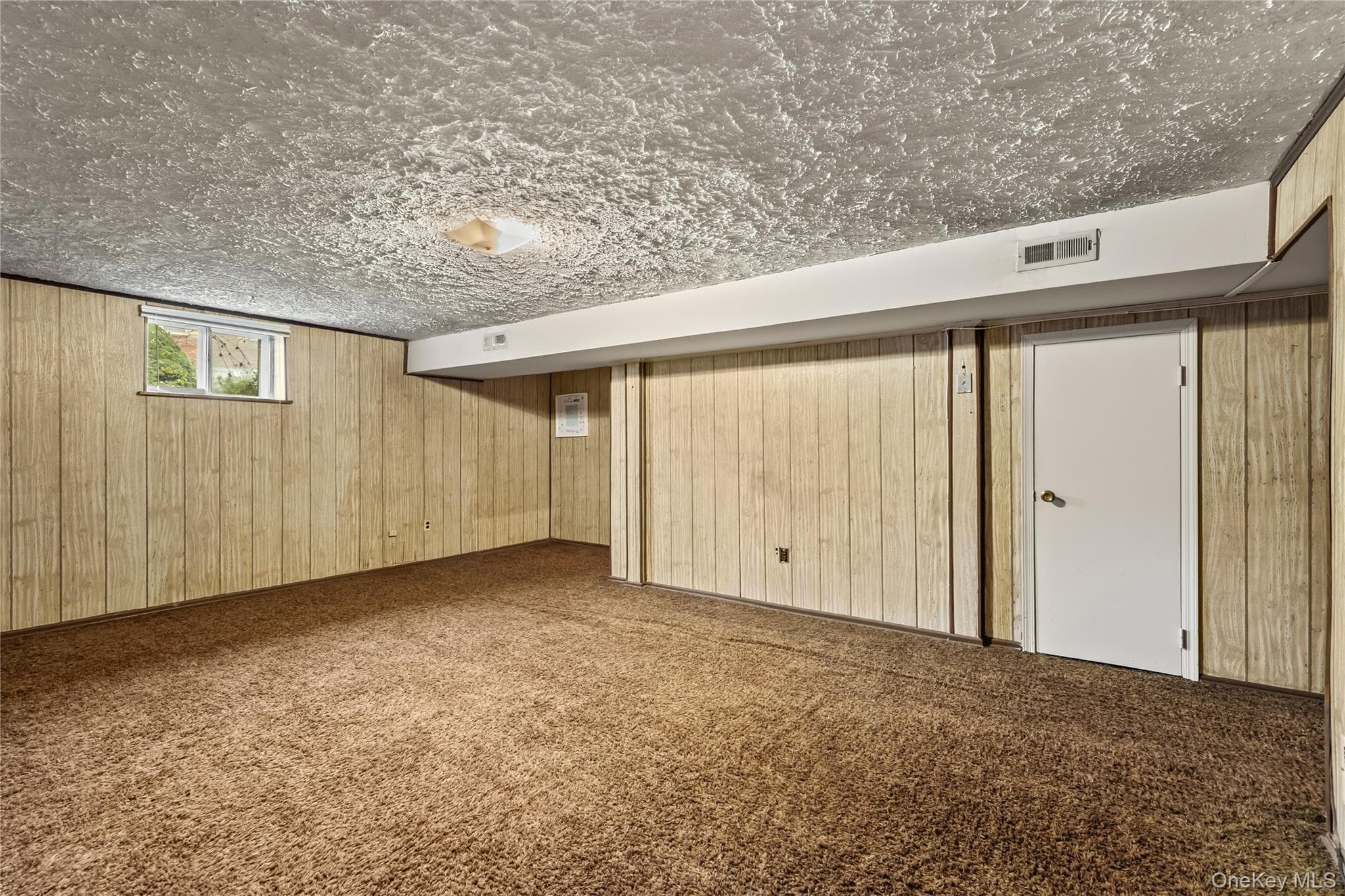44 Gladys Drive thumbnail 34