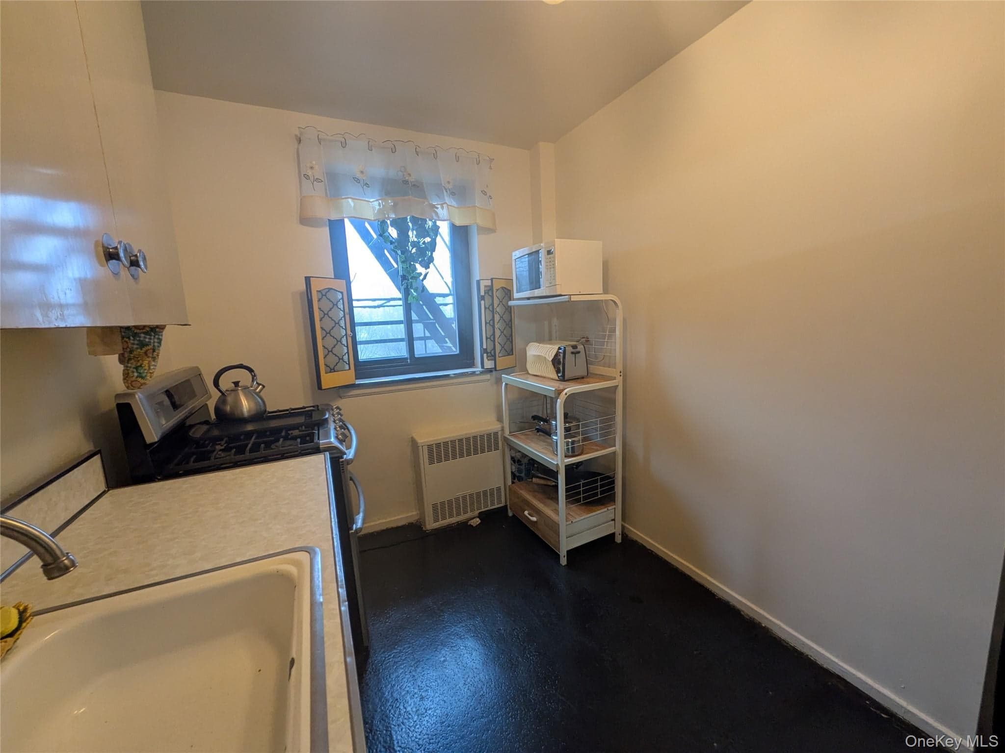 87-56 Francis Lewis Boulevard Unit: B45 thumbnail 8