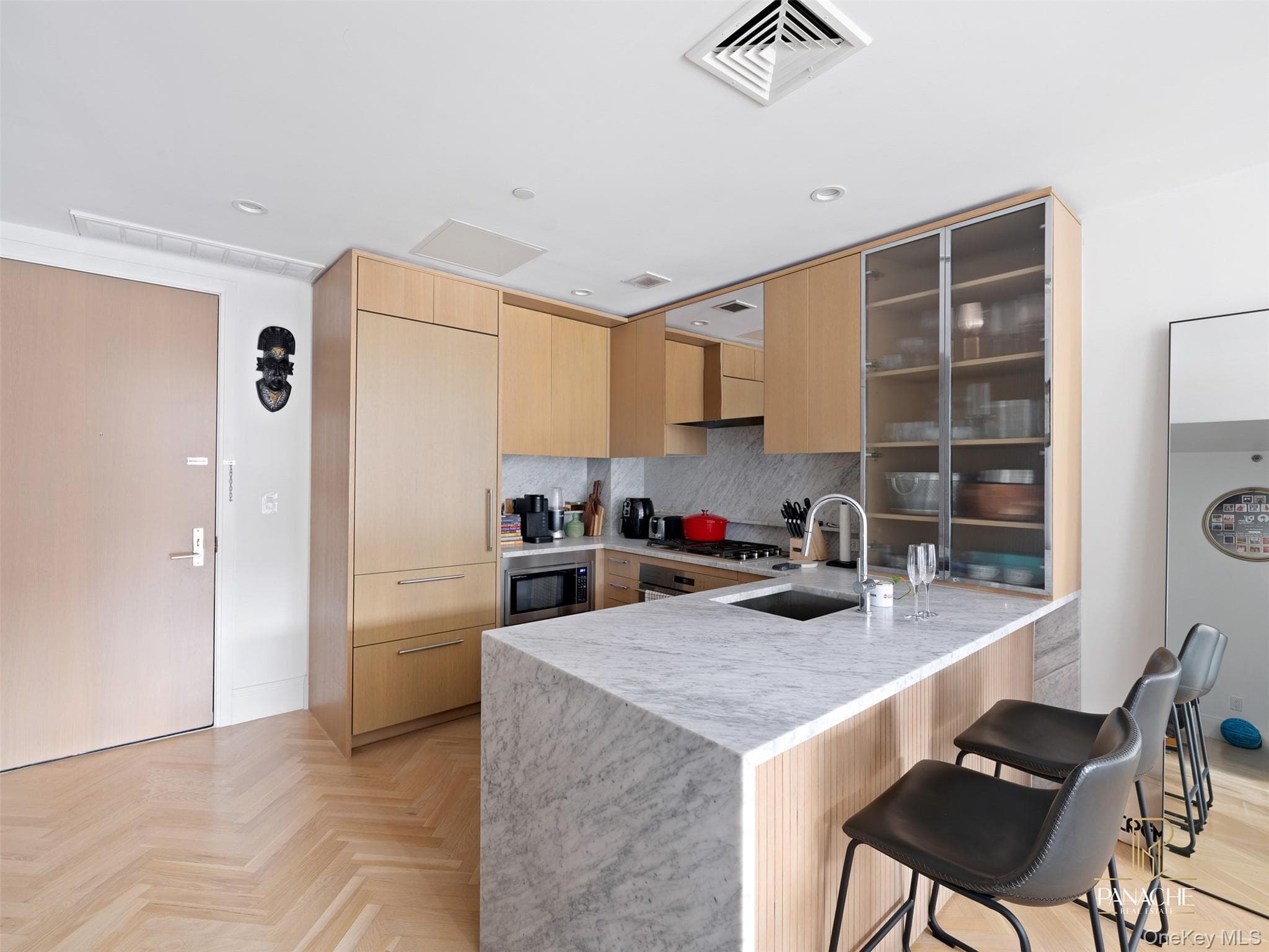 300 W 122nd Street Unit: 6N thumbnail 4