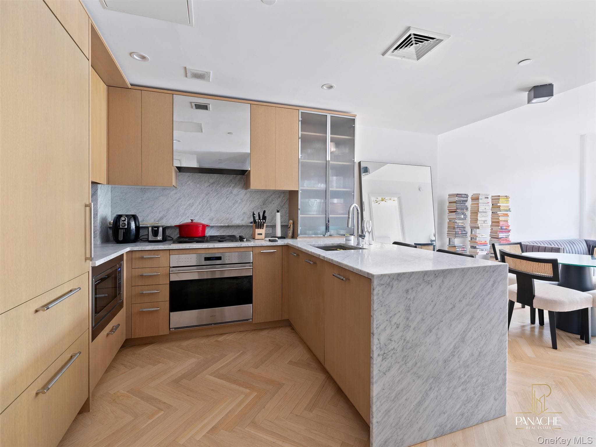 300 W 122nd Street Unit: 6N thumbnail 3