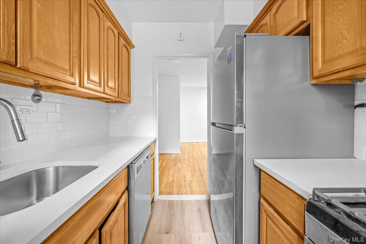 3720 Independence Avenue Unit: 3G thumbnail 7